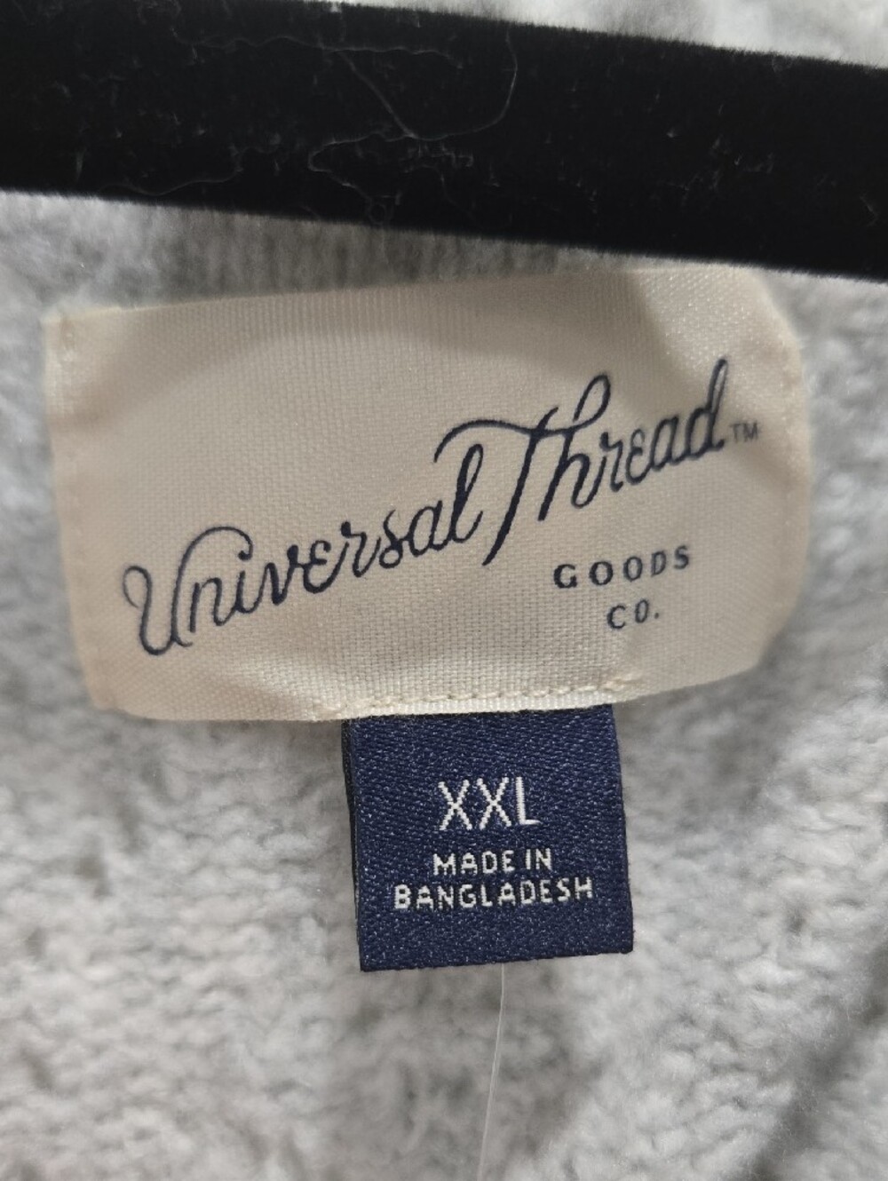 Universal Thread Button Front Scalloped Hem Lightweight Cardigan- NWT - Picture 2 of 11